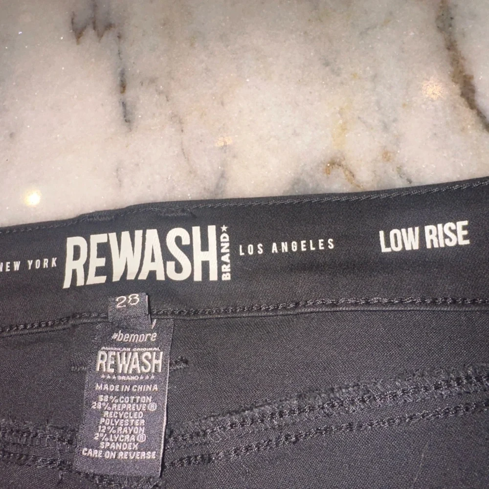 EUC Rewash Size 28 Women's Black Flare Jeans‎